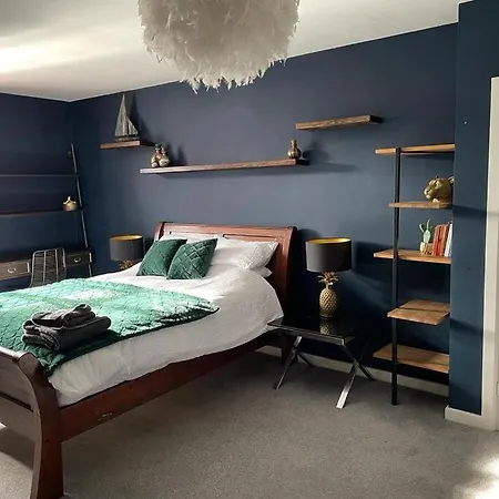 The Beulah Apartment *